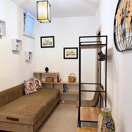 Appartamento Helena - Secondo Canto *